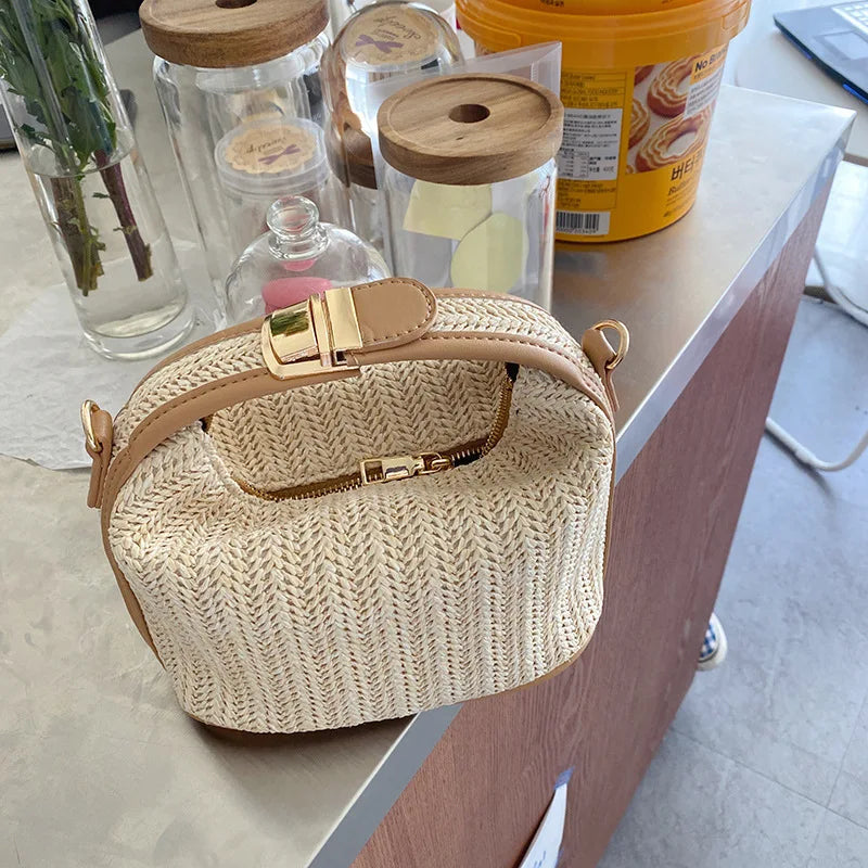 Trendy Straw Woven Bucket Bag