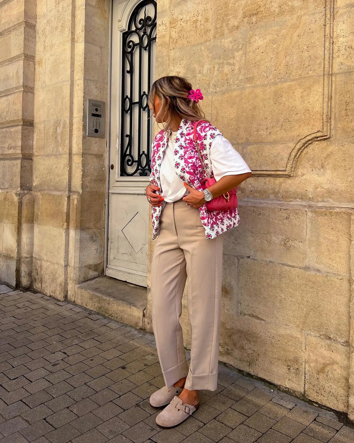 Gilet floral rose élégant