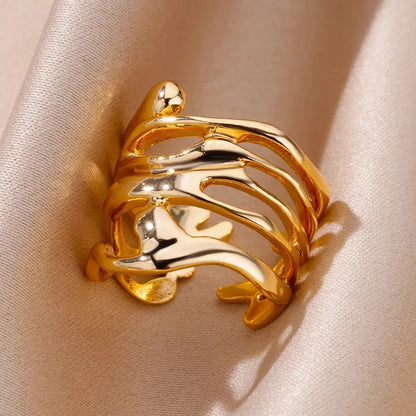 Bague creuse en or