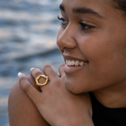 Bague luxueuse en or