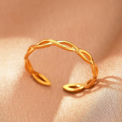 Isabelle | Elegant Steel Rings